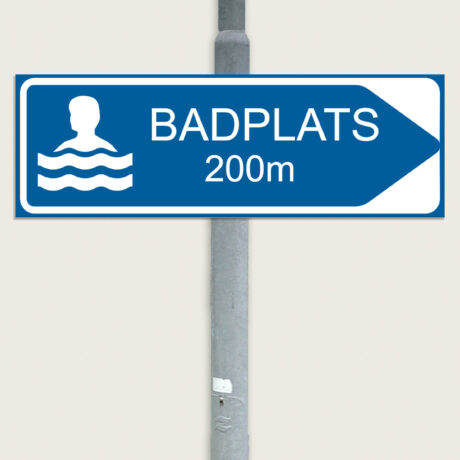 Badplatsskylt 200m i aluminium 600x200mm